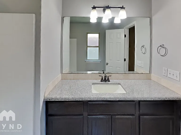 3317 Wood Valley Rd — Photo 16