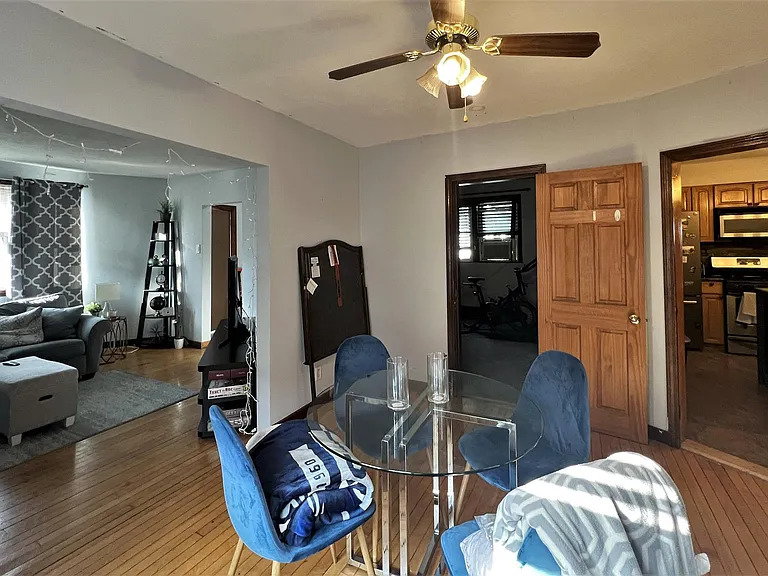 8 Winchester Ct — Photo 17