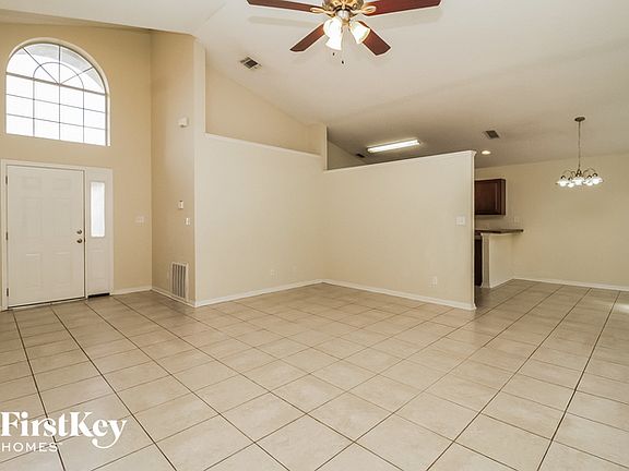 3rd image of 1627 Stanbury Dr