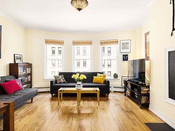 5th image of 316 W 90th St APT 5