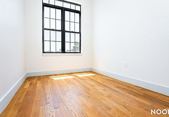 4th image of 241 Scholes St #3F