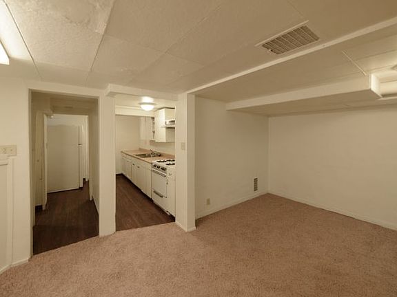 2nd image of 224 N 24th St APT 10