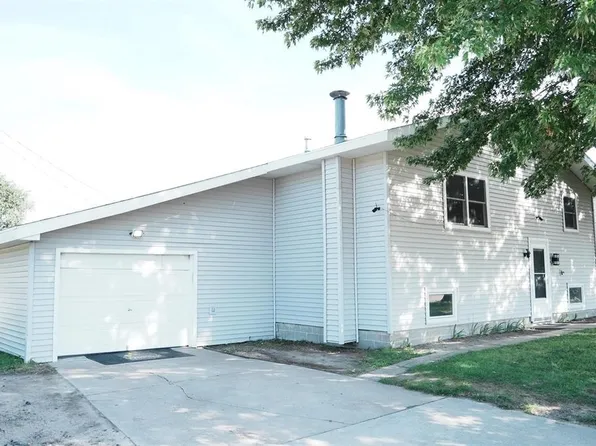 606 S Adams St, Lexington, NE 68850