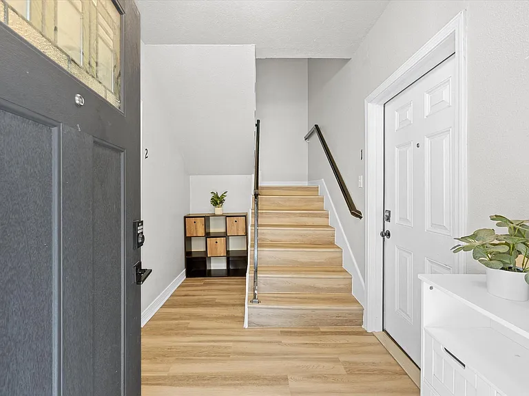 1119 Waugh Dr #4 — Photo 13