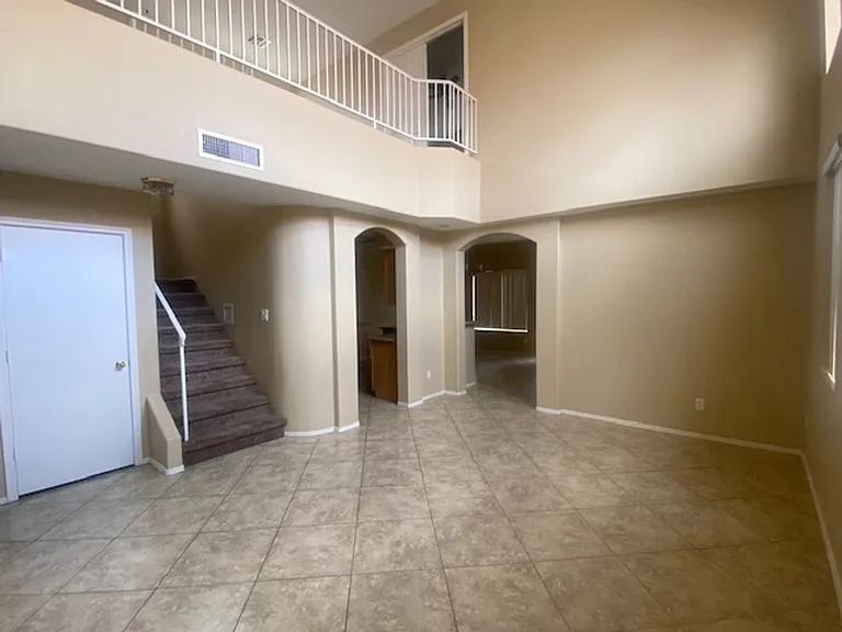 10050 E Carmel Ave — Photo 7