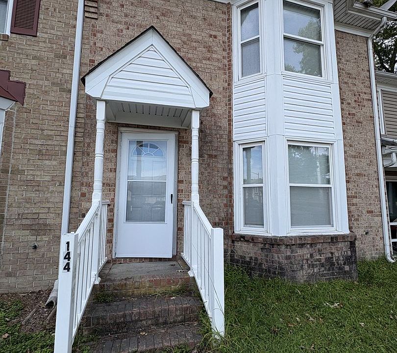 1st image of 144 Majestic Cir