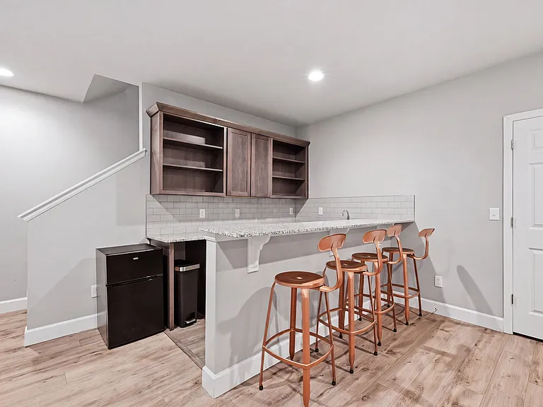 7202 Sedgerock Ln — Photo 18