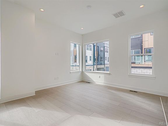 2nd image of 2518 Emiline Way