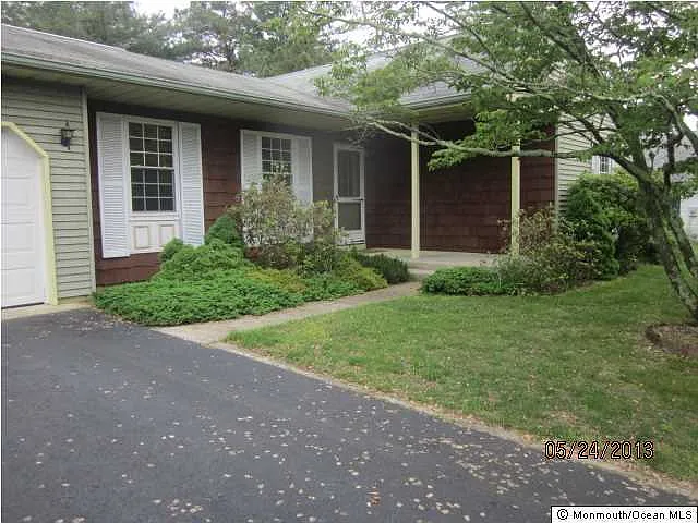 2 Ashmont Court photo 1