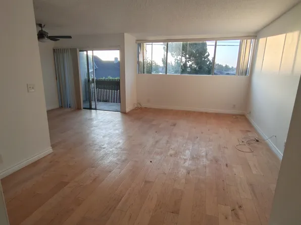 5950 Canterbury Dr APT C214, Culver City, CA 90230