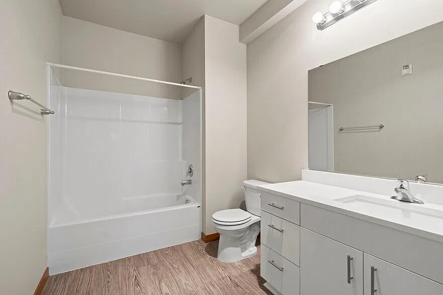 Northwest Terrace Apartments — Photo 2