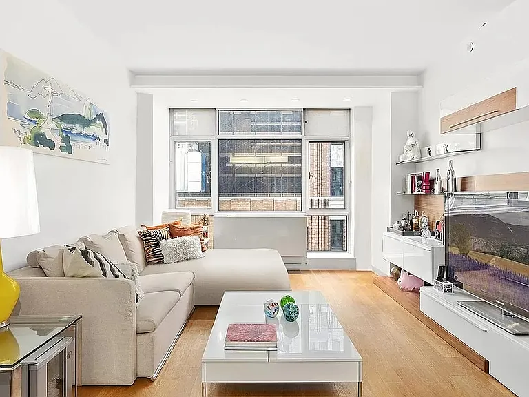 189 Schermerhorn St #12F — Photo 1