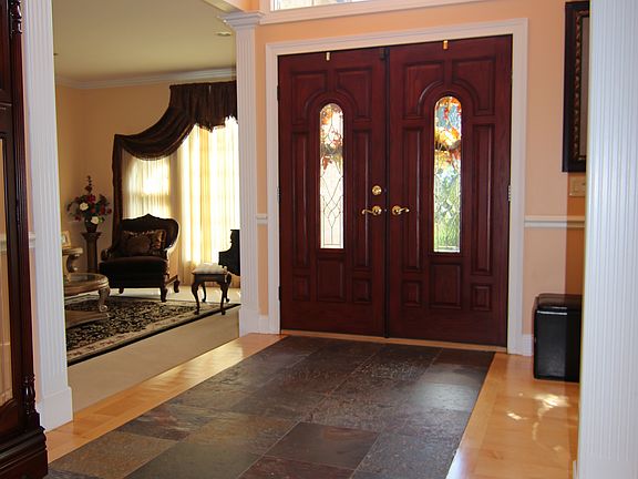 Pillar Framed Slate Foyer