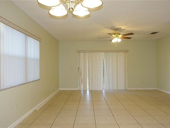 3rd image of 6800 Sienna Club Dr