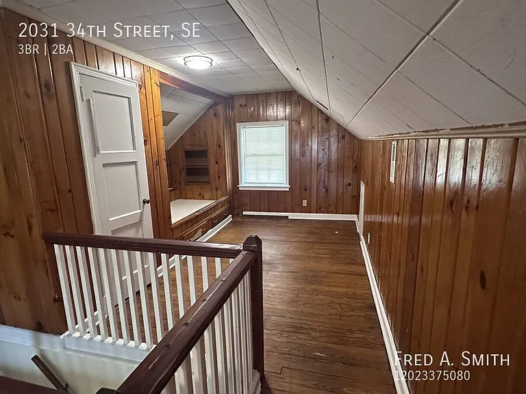 2031 34th St SE — Photo 28