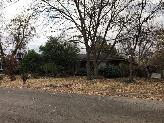 2nd image of 1701 SE 23rd Ave