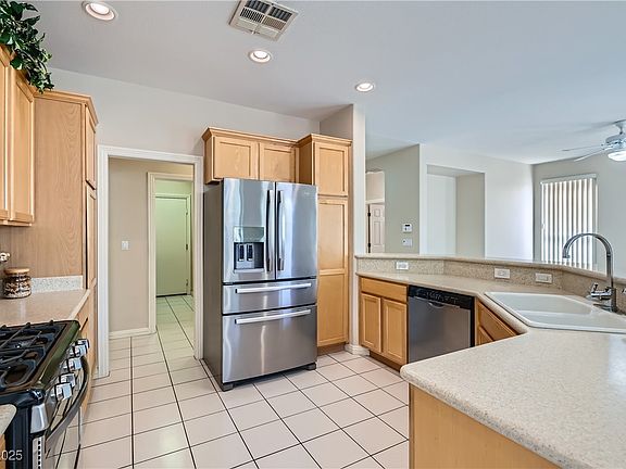 4th image of 4415 Bella Cascada St