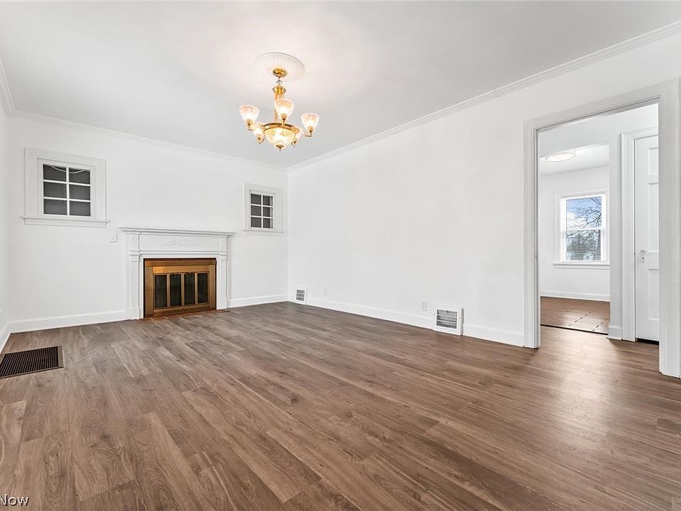 73 Beechwood Dr, Youngstown, OH 44512 Zillow