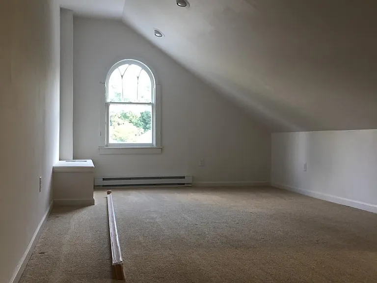 4th bedroom