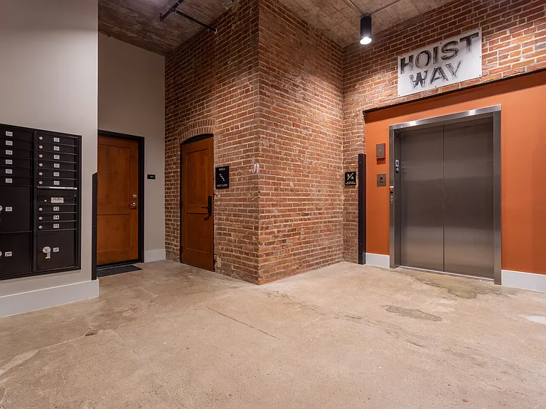 895 Washington St #106 — Photo 13