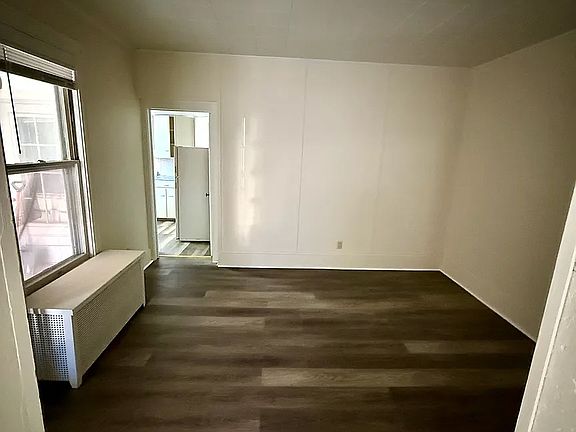 3rd image of 514 N Dubuque St #3