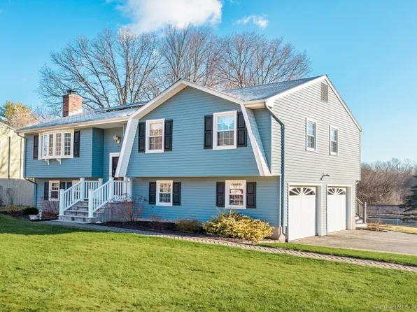 7 Bow Lane, Cromwell, CT 06416