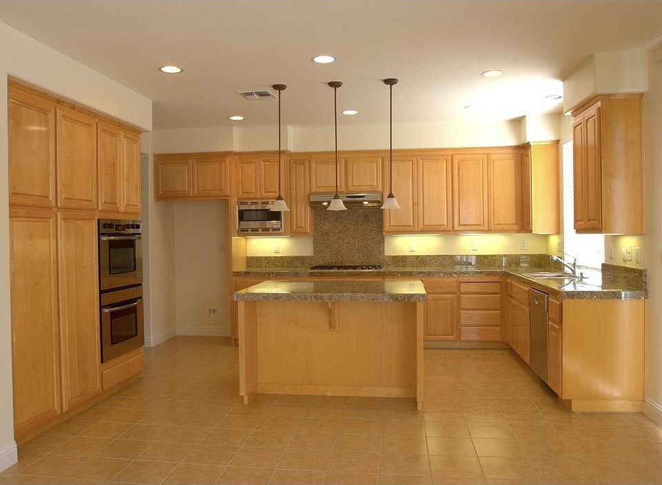 2nd image of 1342 Snake Creek Dr