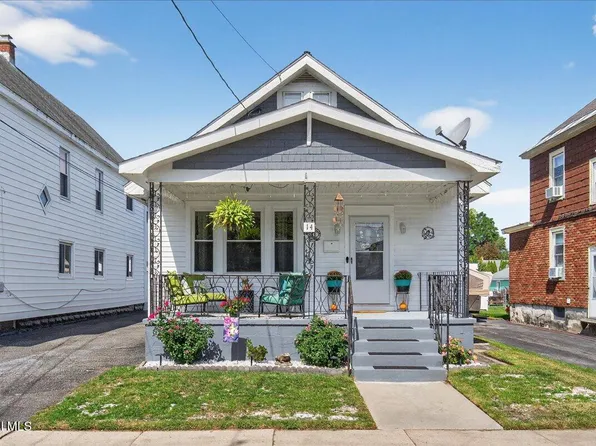 14 Chester Street, Schenectady, NY 12304