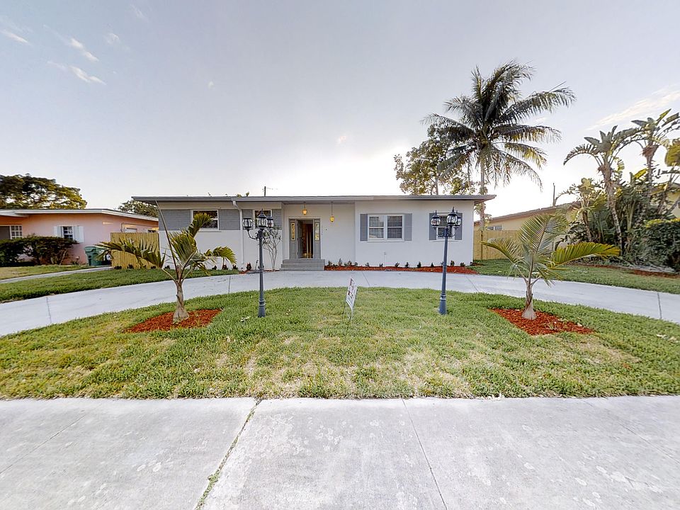 1st image of 17320 NE 12th Ct