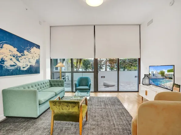 1220 17th St, Miami Beach, FL