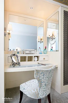 Sold by Sotheby's International Realty | media 14