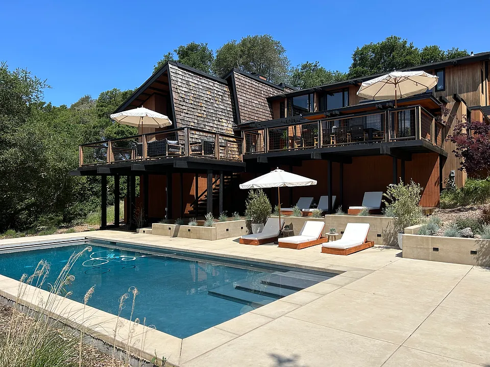 5251 Joaquin Dr