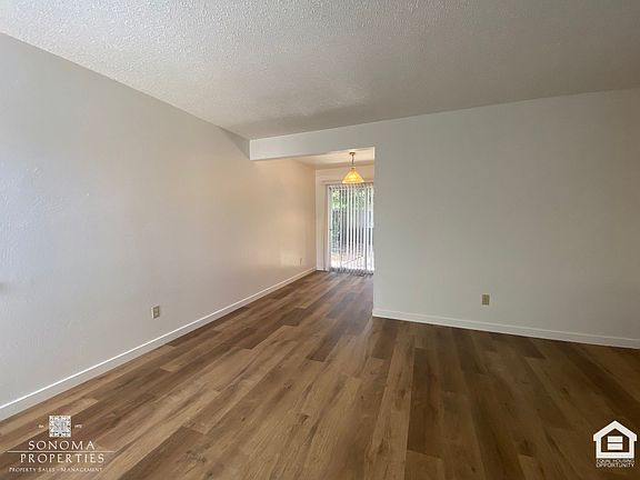 3rd image of 501 Joaquin Dr