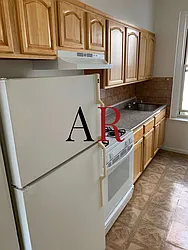 Rented by Lev Mavashev, LREB