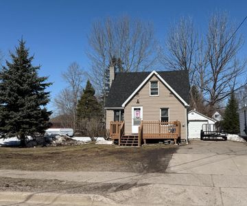 1051 E Spruce St, Sault Sainte Marie, MI, 49783