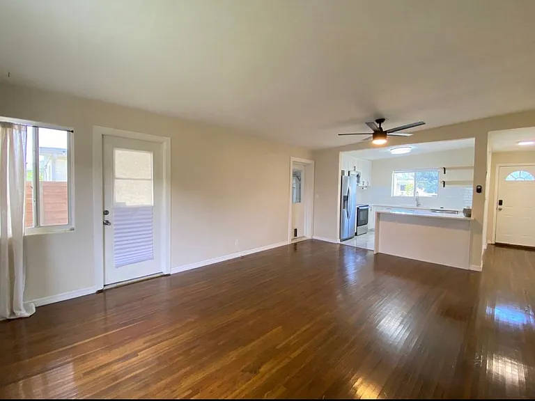 424 Manhattan Ave — Photo 7