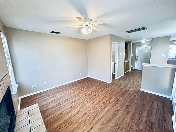 3rd image of 8814 Schick Rd APT B