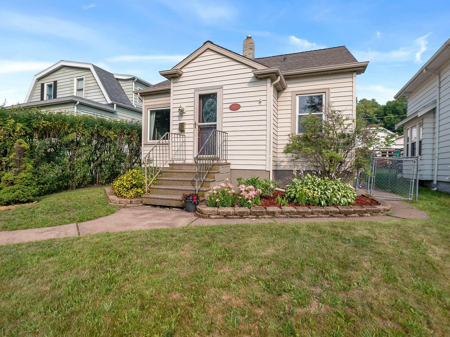 4011 W 8th St, Duluth, MN 55807 Zillow