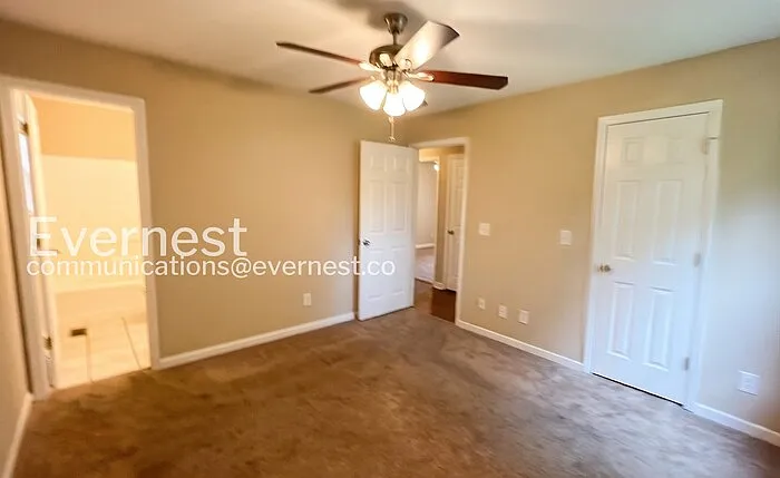 61 Corley Ave — Photo 10