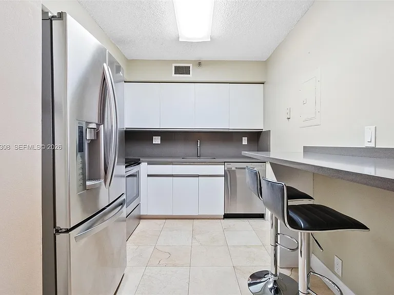 3400 NE 192nd St #1707 — Photo 14