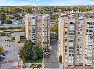 McNabb Towers, Belleville, ON K8N 5M4