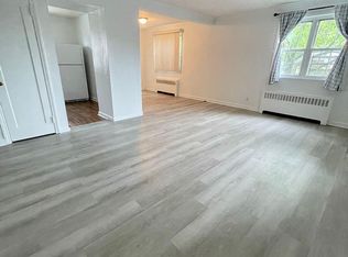 4313 192nd St FLOOR 2, Flushing, NY 11358