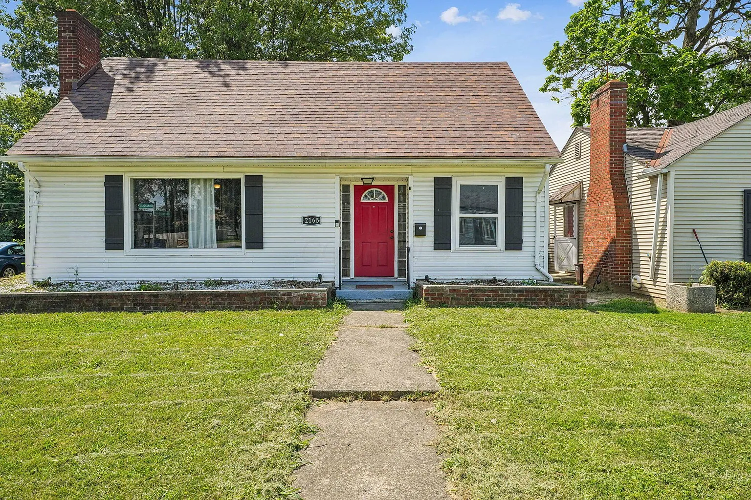 2165 Ontario St photo 1
