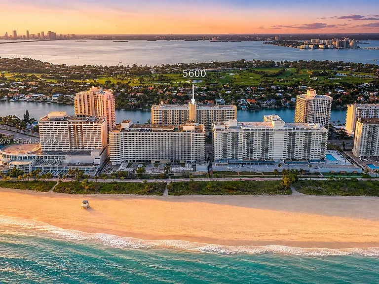 5600 Collins Ave #11L — Photo 12