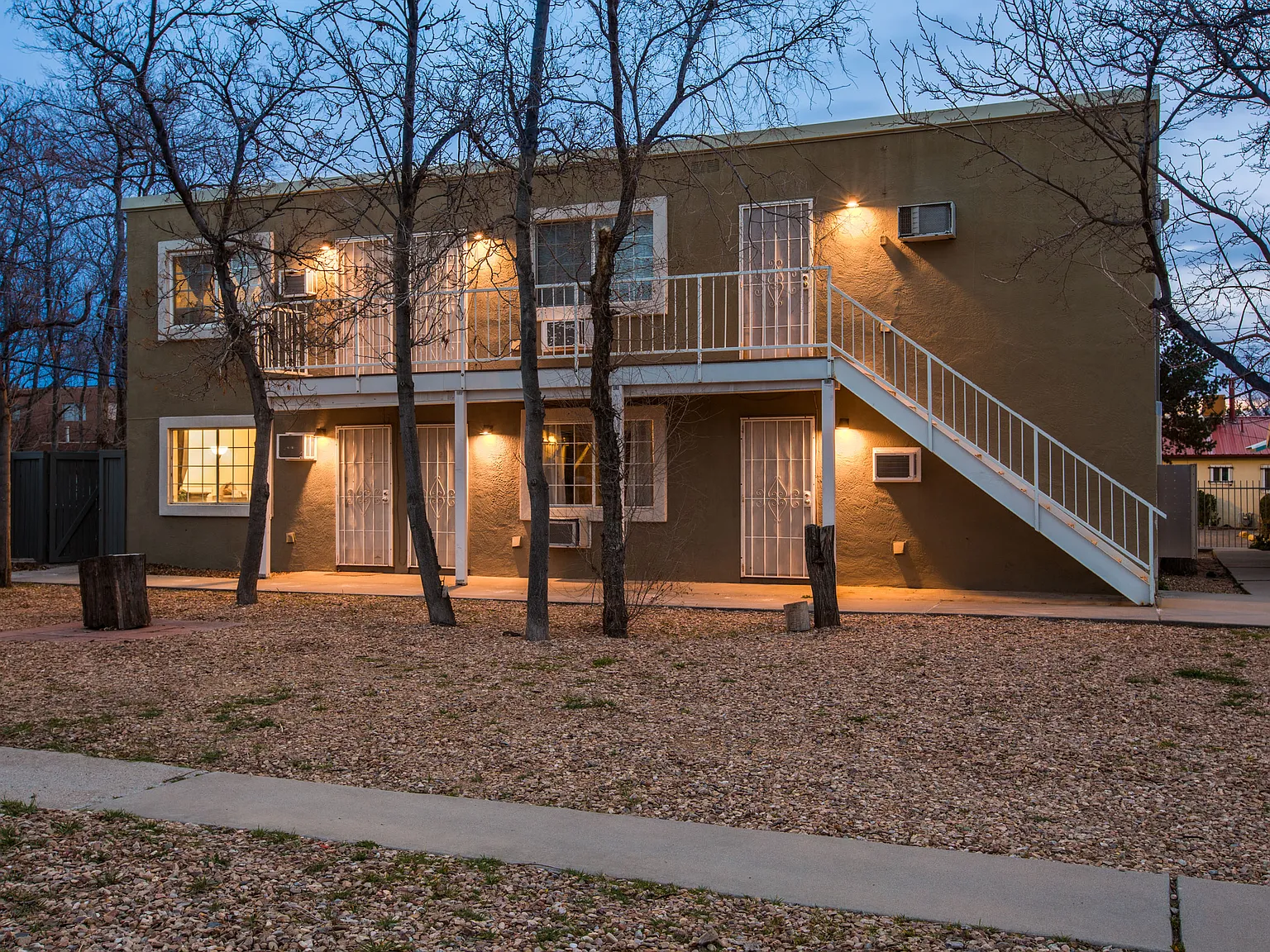 Updated Studio Tucked off the Beaten Path Just 3 Blocks to UNM — Photo 2