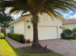 21045 SW Modena Way, Port Saint Lucie, FL 34986