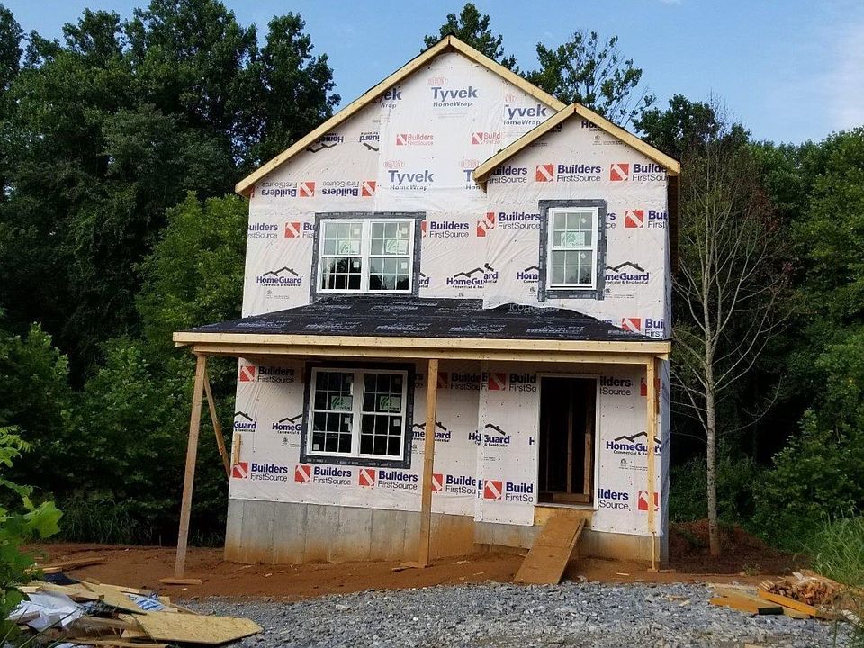 1st image of 101 Brenleigh Ct