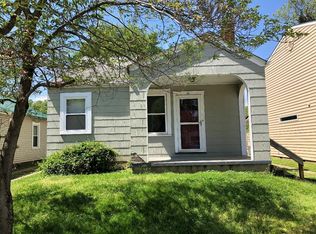 69 Riverside Dr, South Charleston, WV 25303