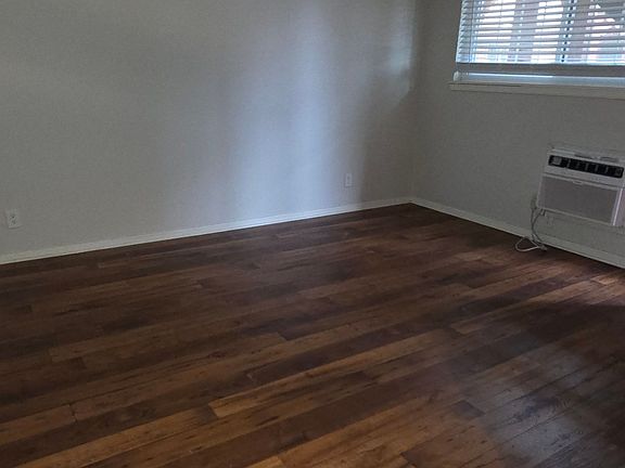 4th image of 1424 S Saint Louis Ave #3