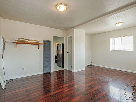 5th image of 540 W 8th St